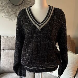 Bramble Lane Vintage 1980’s Black and Silver V-Neck Women's Sweater LARGE NWT